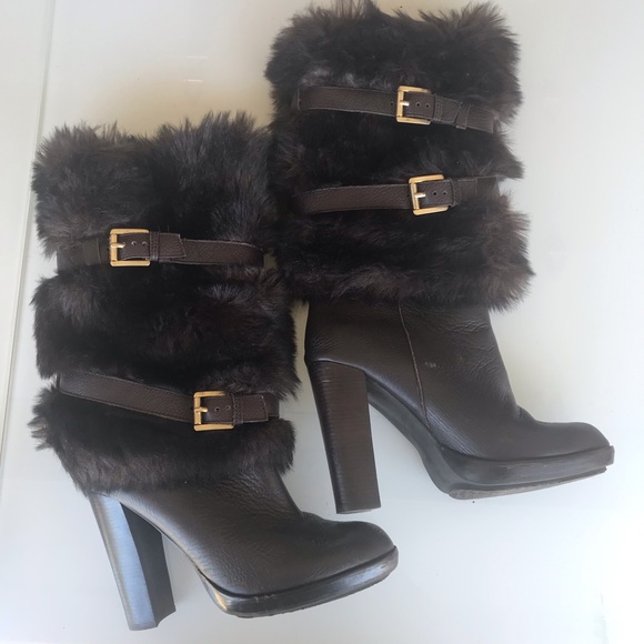 michael kors fur boots